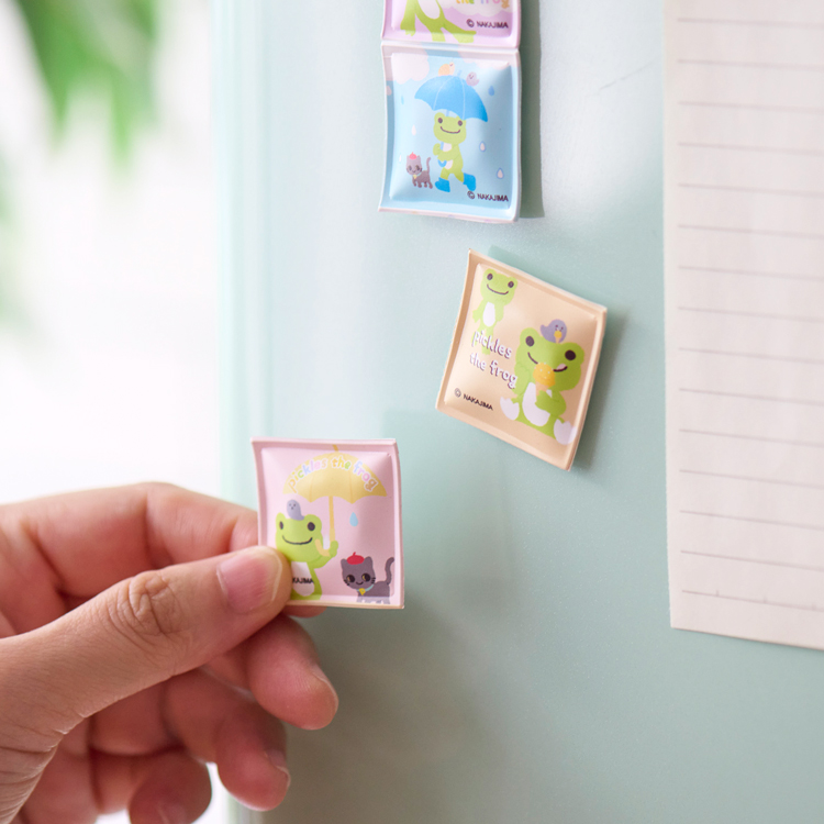 かえるのピクルス 切り取りマグネット